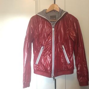 Duvetiva Red Shell Hooded Jacket IT 40